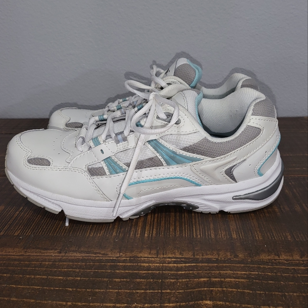 Vionic Walker Sneakers - image 4